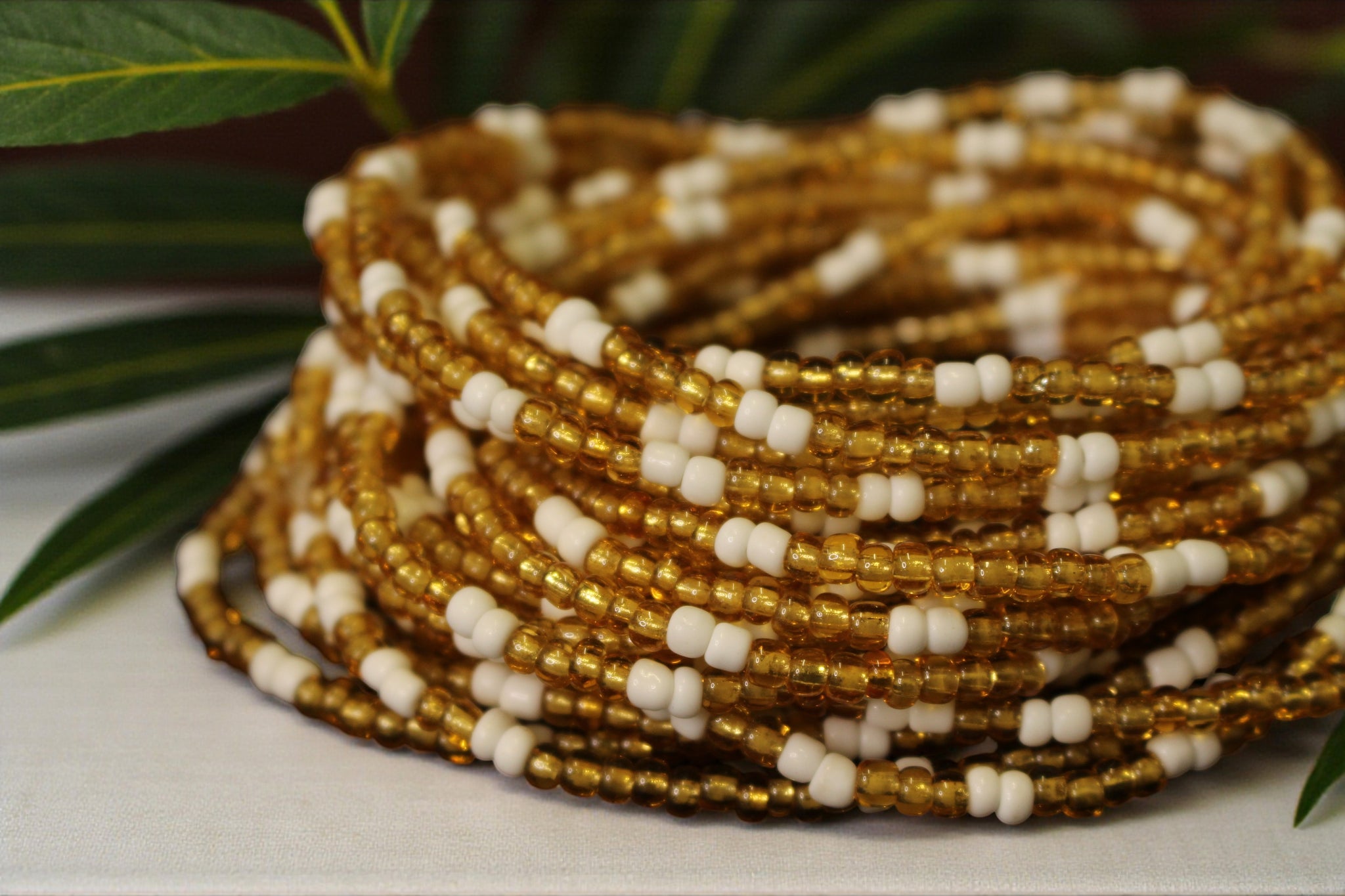 Waist Beads / African Waist Chain - JESUOBO - White / gold  display picture 1