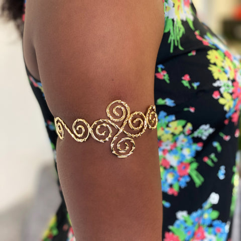 Buy Gold Upper Arm Band, Wrap Around Bicep Cuff Bracelet, One Loop Upper  Armlet Online in India - Etsy