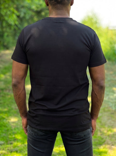 T-shirt with African print details - Black / white Kente pocket