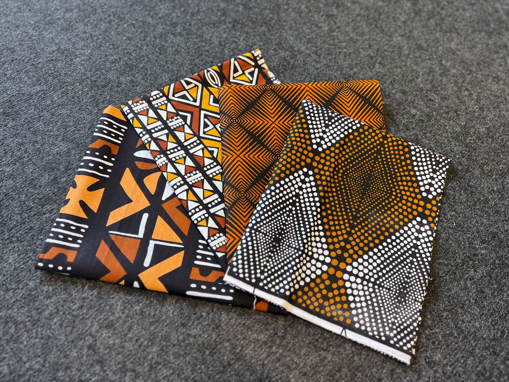 4 Fat quarters - Brown Mix Quilting fabrics / Patchwork fabrics - African print fabric