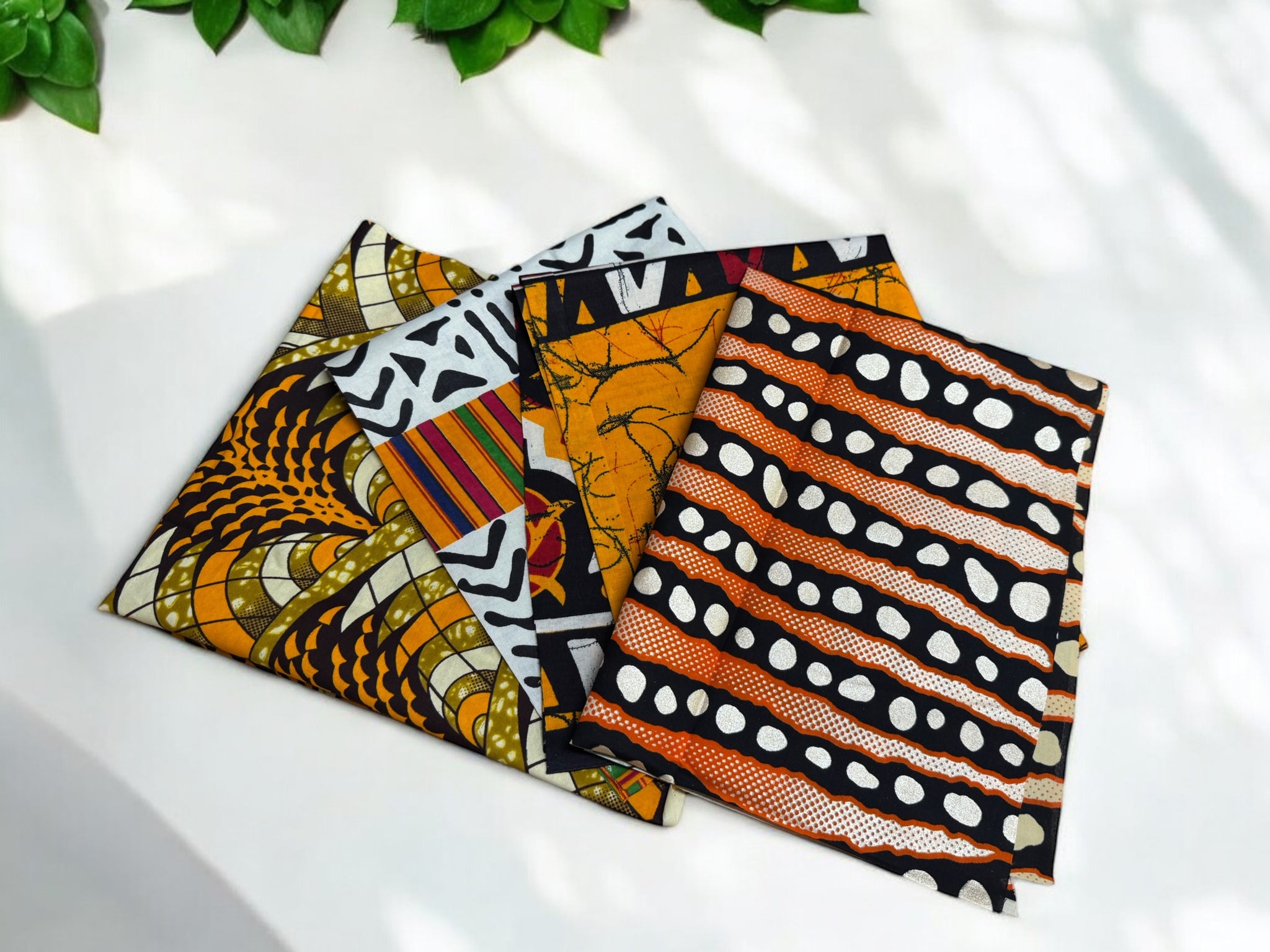 4 Fat quarters - Orange x Quilting fabrics / Patchwork fabrics - African print fabric