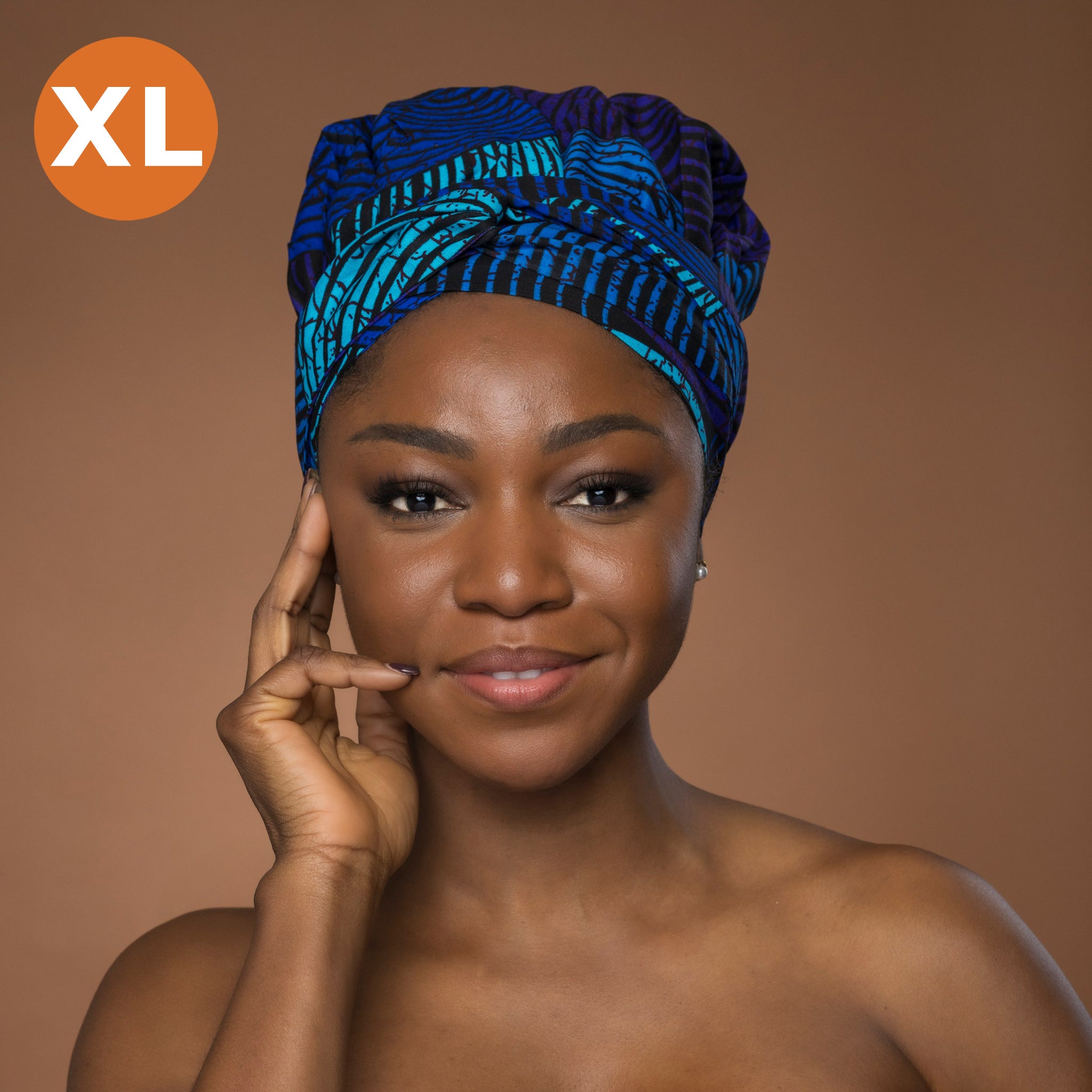 Blue Striped Statement Headwrap with Decorative Accent

GEL8 0526 Wavy Stripe Silk Scarf Blue – GOLF le FLEUR* main image 2