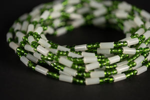 Waist Beads / African Waist Chain - EGHE - Green / white (elastic)