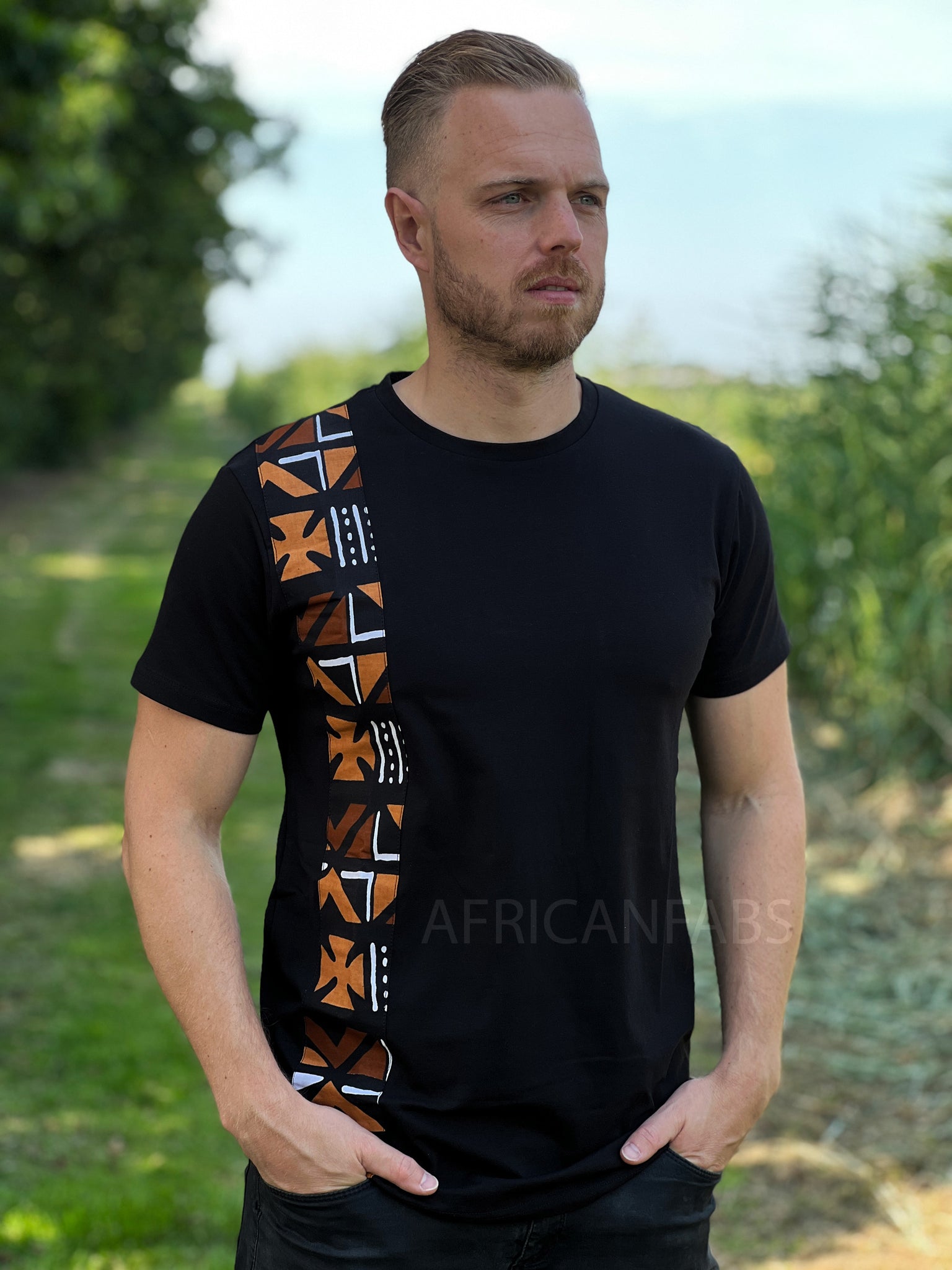 T-shirt with African print details -  Brown bogolan band